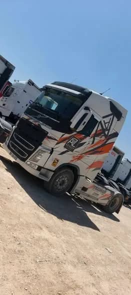 صورة من إعلان: راس تريلا فولفو FH500 (1)